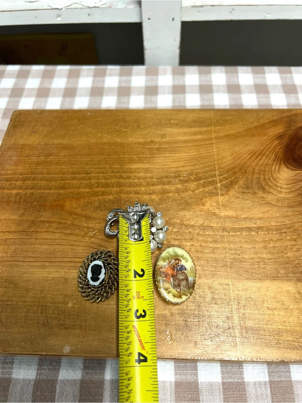 Vintage brooch costume jewelry pin grandma core